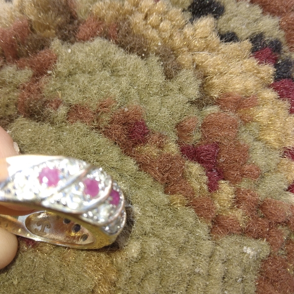 Krementz stamped beautiful pink diamonds and chips 💙 - Picture 4 of 5